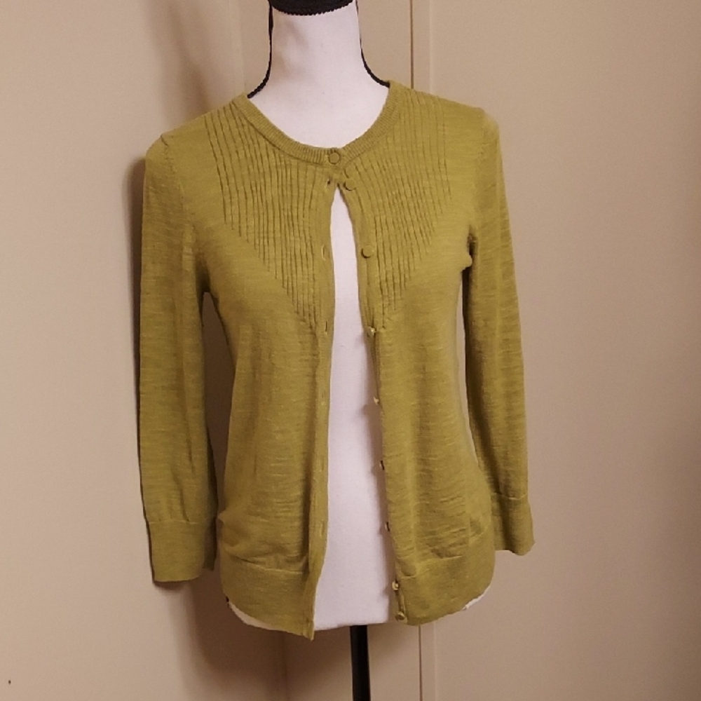Cable & Gauge Advocado Green Cardigan